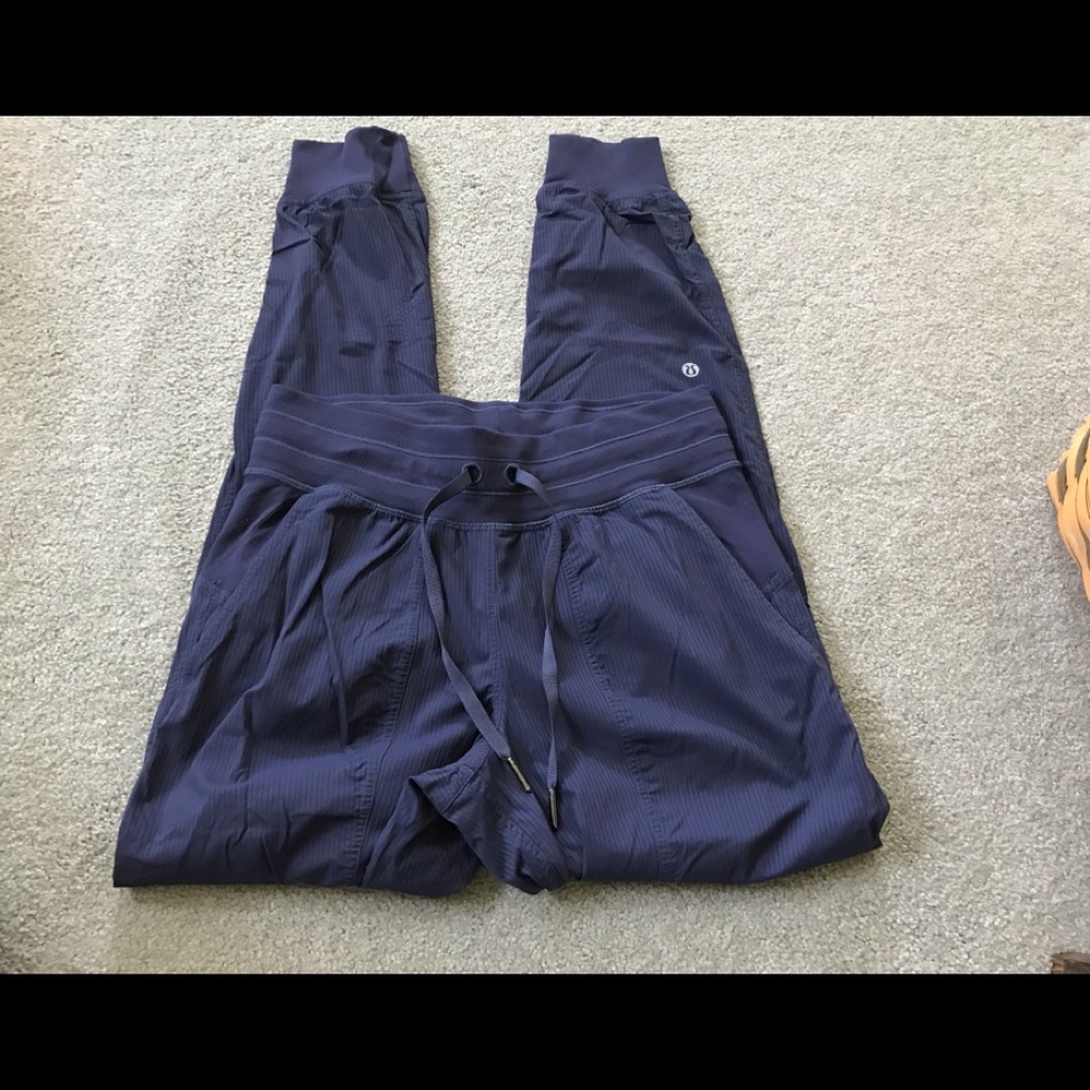 Lululemon Dance Studio Jogger EUC Sz. 4